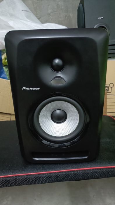 Clunas Pioneer dj