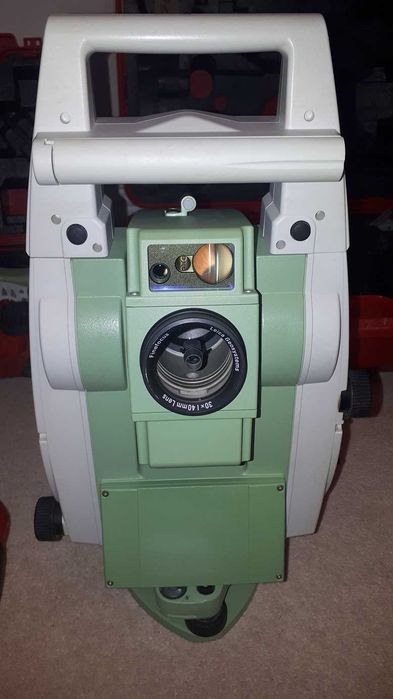 Leica TS12 Tachimetr robotyczny bezlustrowy