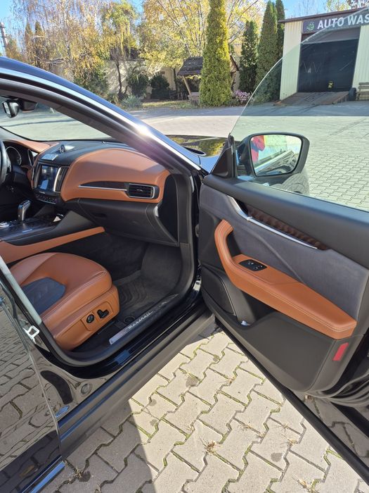 Продам Мазерати Леванте 2019 года