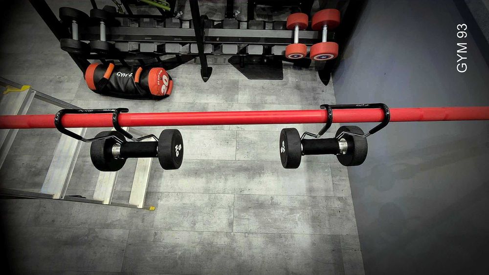 Uchwyty do hantli na gryf jak podajnik hantli