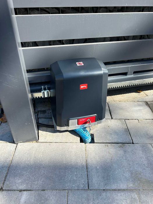 Montaż kamer | systemy alarmowe | automaty do bram | wideodomofony