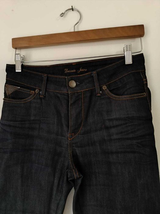 Calça de ganga azul escuro da marca DECENIO