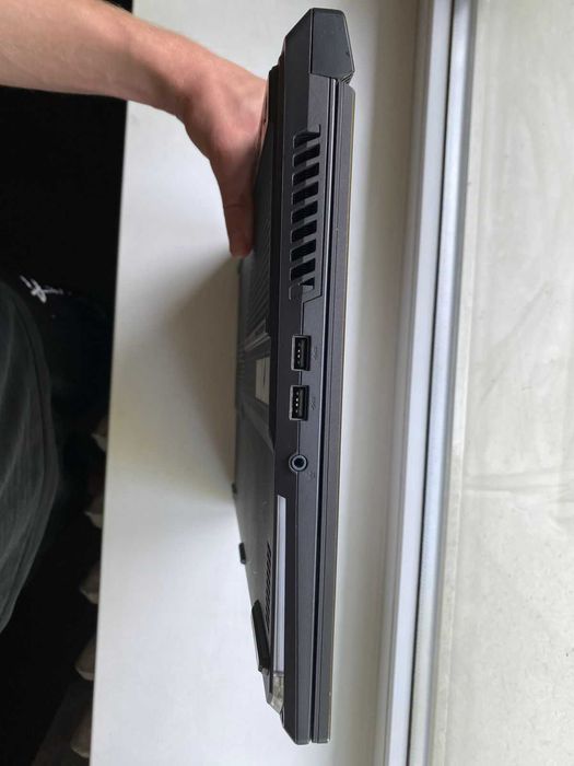 Ігровий ноутбук ASUS ROG Strix G17 17.3" / Ryzen 7 / RTX 3060 / 32GB / 1.5TB SSD