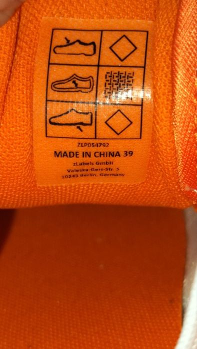 Кроссовки Anna Field. Размер 39