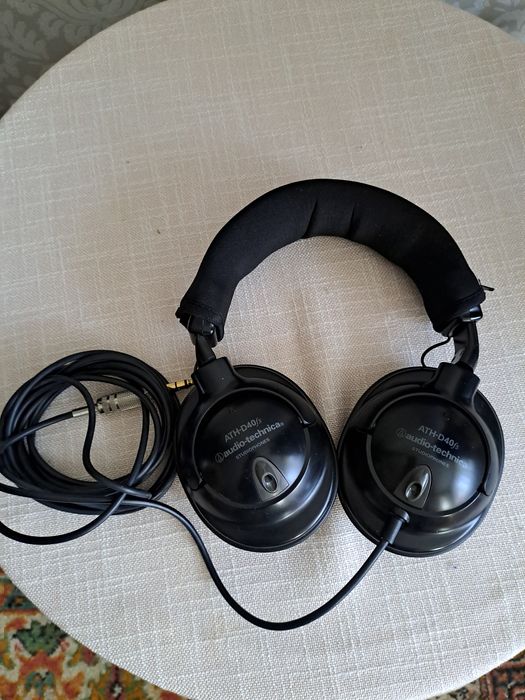 Наушники Audio-Technica ATH D40fs и AKG K280 parabolic.