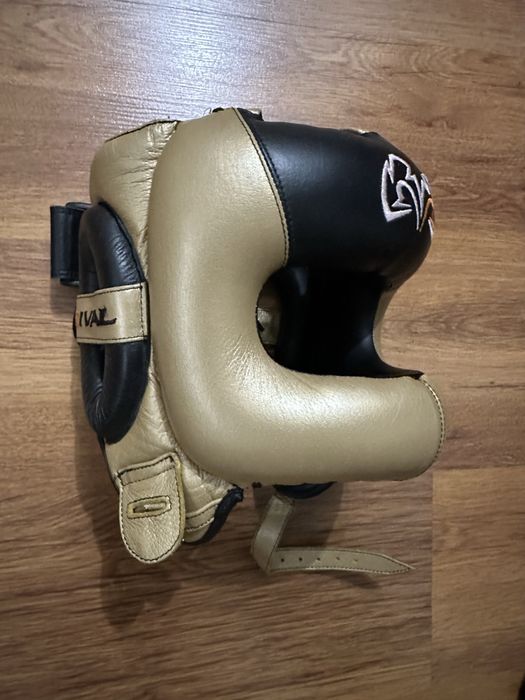 Боксерський бамперний шолом Rival RHGFS3 Face Saver Headgear