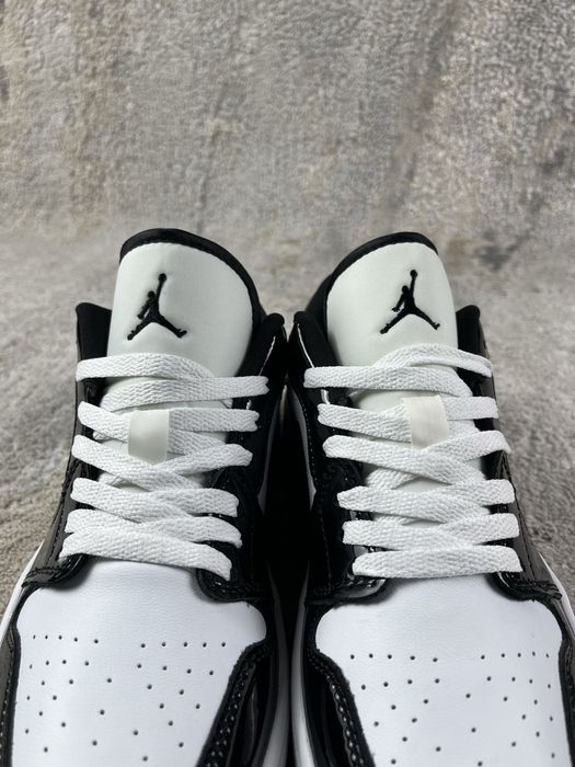 Jordan 1 Low SE Concord Preto e Branco Tamanho 41EU