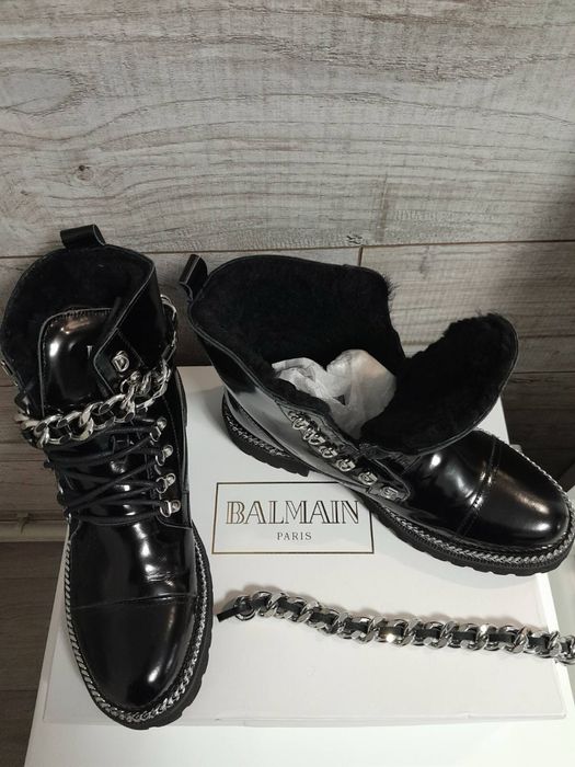 Продам ботинки зимние.