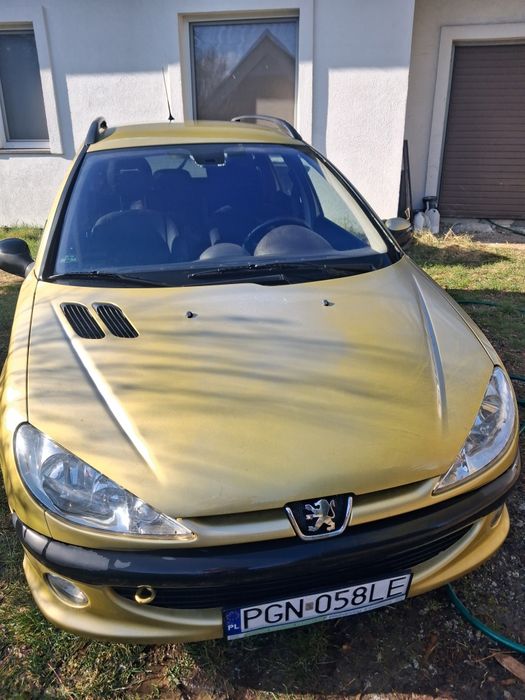 Peugeot 206  złoty