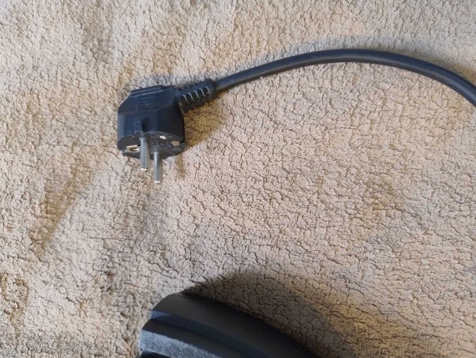 Сетевой фильтр, производства Англия.