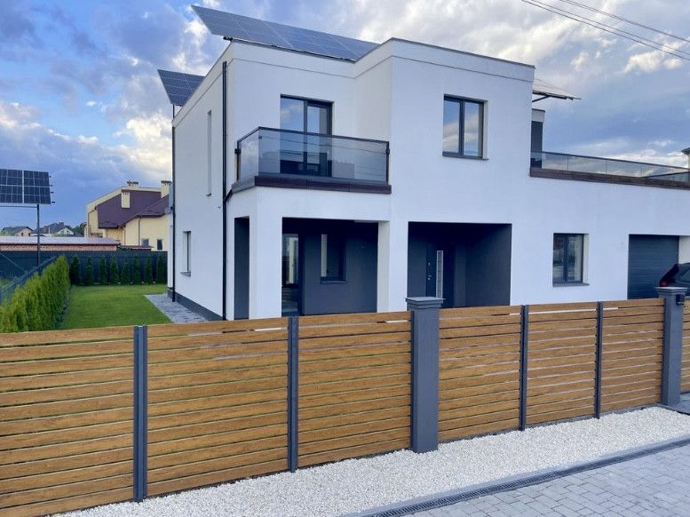 Продаж затишного будинку у Скнилові