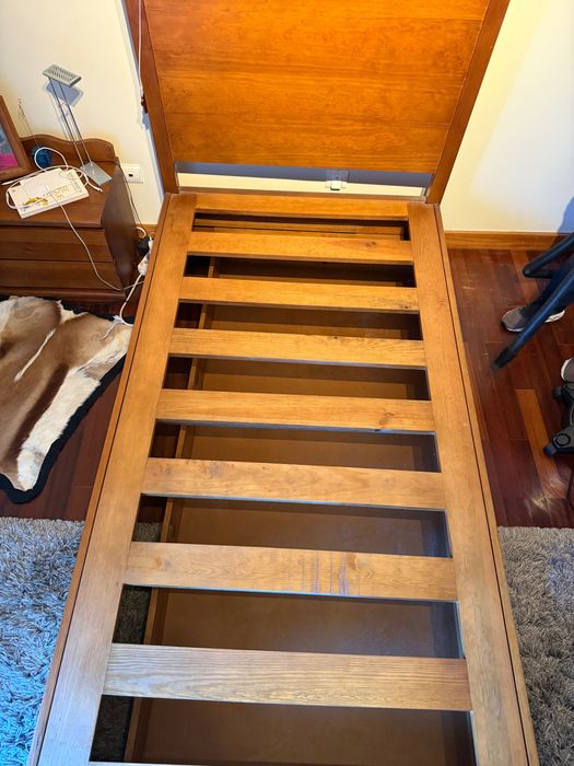 Cama de solteiro com colchão