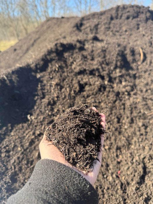 Ziemia ogrodowa kompostowa