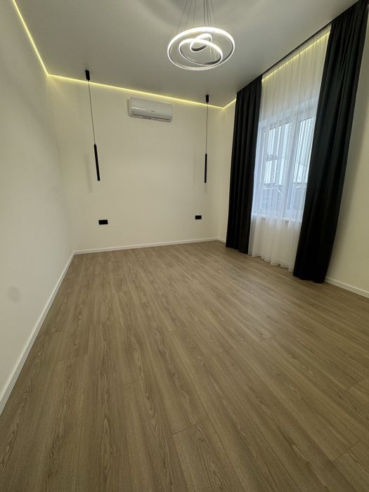 Одноповерховий будинок з НОВИМ ремонтом у Ворзелі ! Газ опалення !