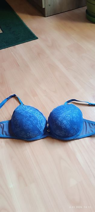 Biustonosz usztywniany Vivance push up