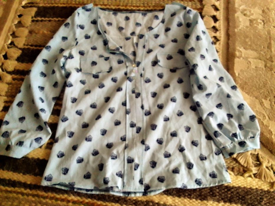 Літня блуза з коротким рукавом