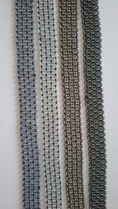 Прикраси з бісеру ручної роботи