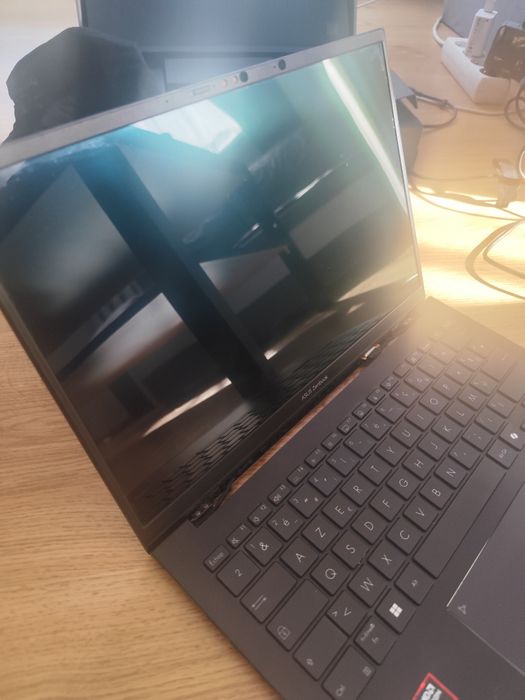 Asus zenbook 14 ddr5 ssd ryzen 7
