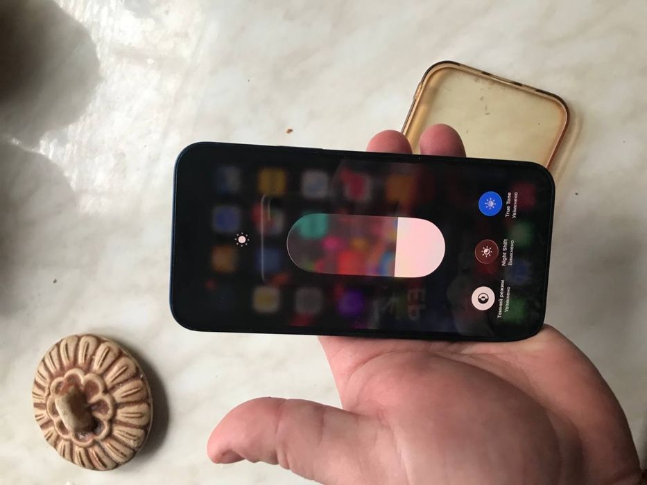 Продам iphone 12