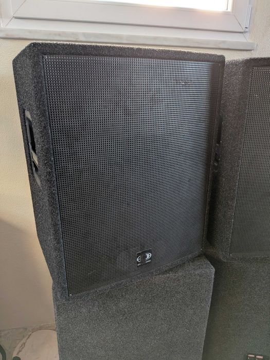 Mesa de Mistura Dynacord Power Mate 600