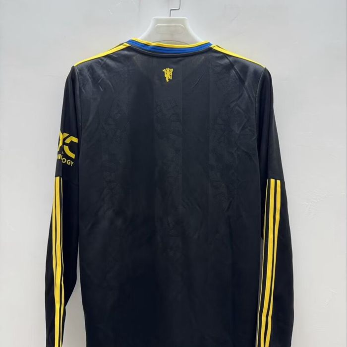 Футбольна форма Манчестер Юнайтед 25-26/ Футбольное джерси Манчестер