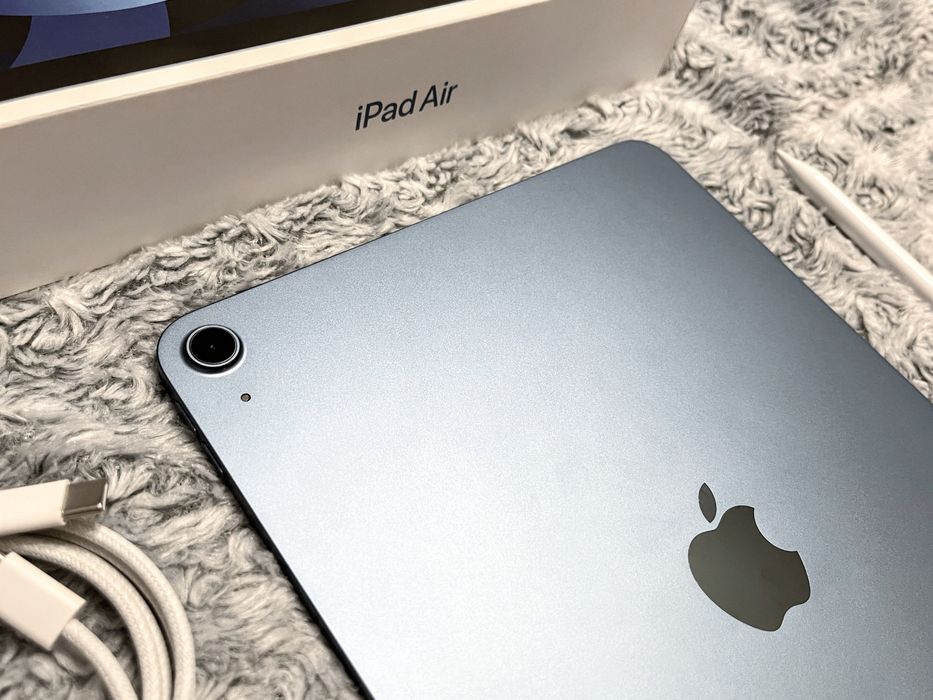 IPad Air 5 (64 gb) wi-fi, М1, комплект + стекло! A2588