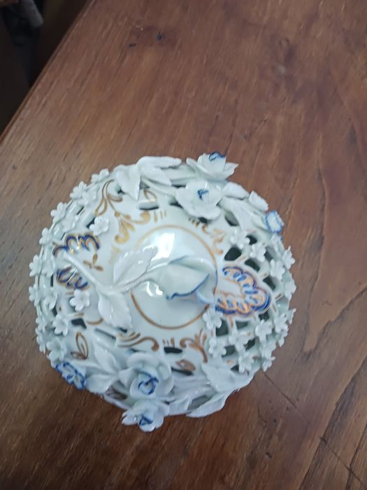 Belíssima   bomboneira