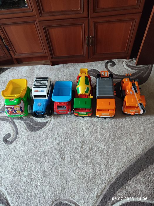 Іграшки дитячі для хлопчика