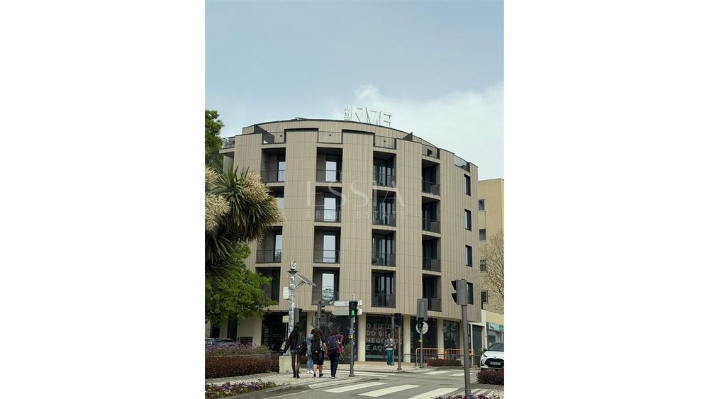 Apartamento T1 com Terraço no Campo Alegre — Lordelo Do Ouro E Massarelos, Porto