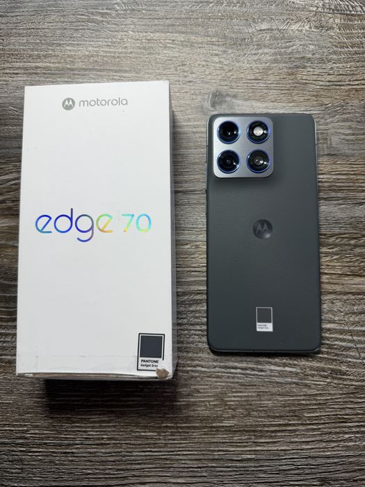 Motorola edge 70 12/512гб