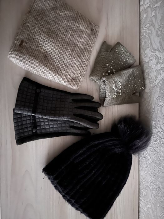 Шапка мітенки перчатки