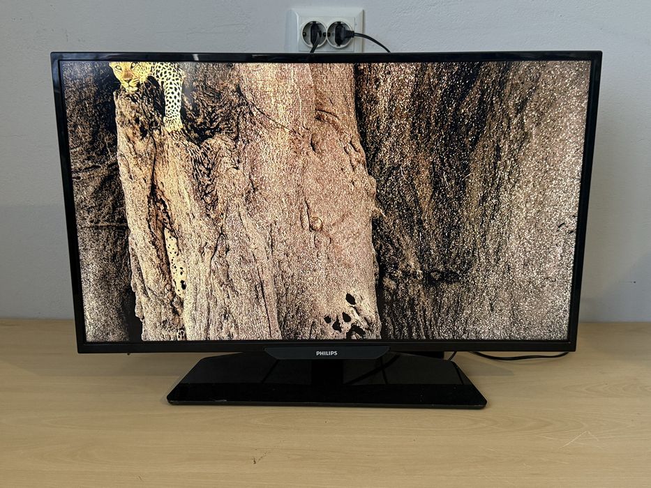 Телевізор Phillips 32”