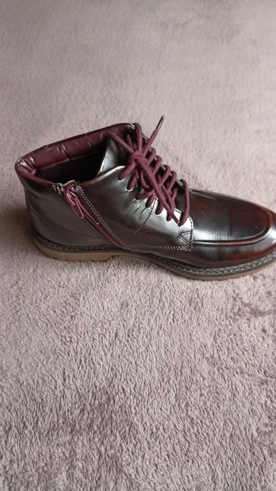 Шкіряні жіночі чоботи Clarks