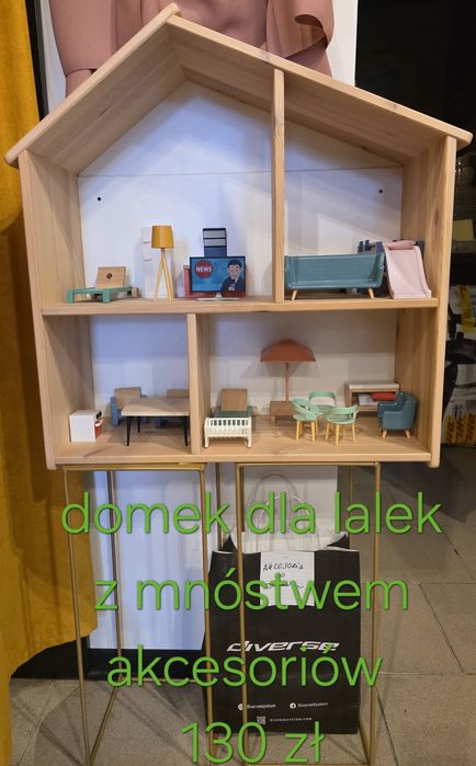 Domek dla lalek Ikea z akcesoriami