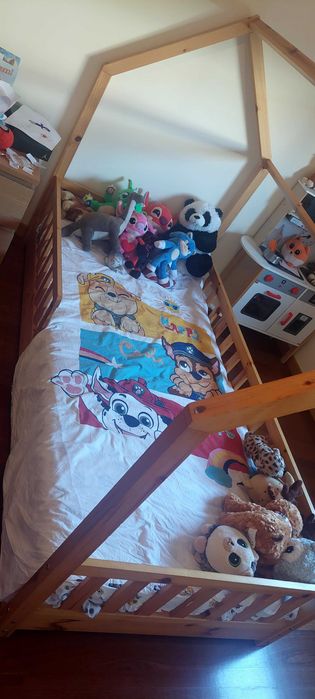 Cama montessori estilo casinha 90x200