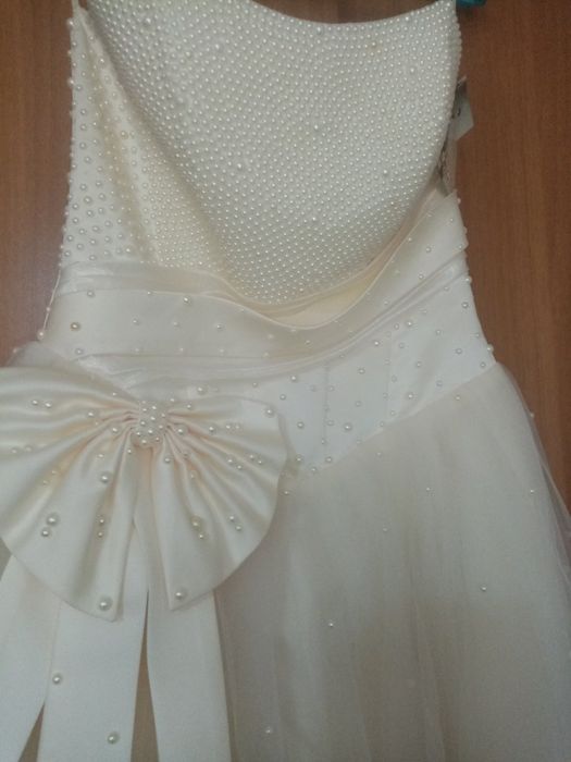 Весільна. Сукня.