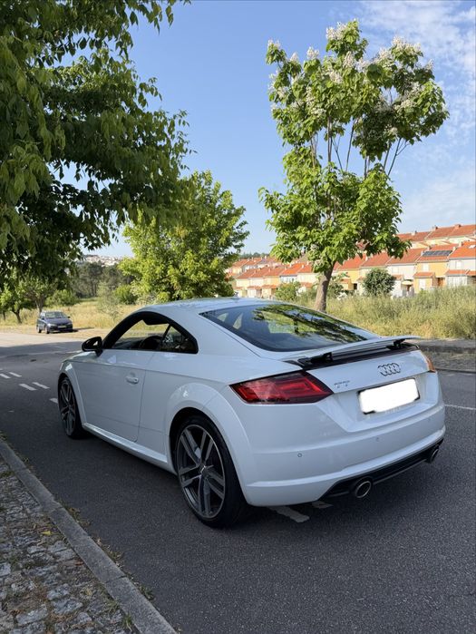 Audi TT Coupé