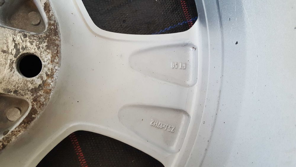 Felgi aluminiowe kpl 5x112 7Jx17cali ET56 VW Audi Seat Skoda