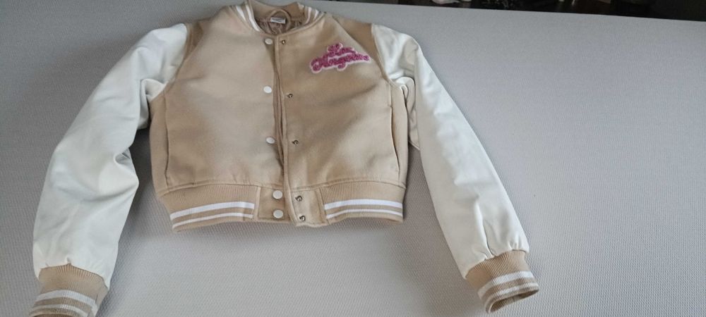 Верхній дитячий одяг