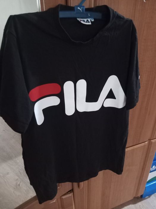 Футболка  Fila  Футболка