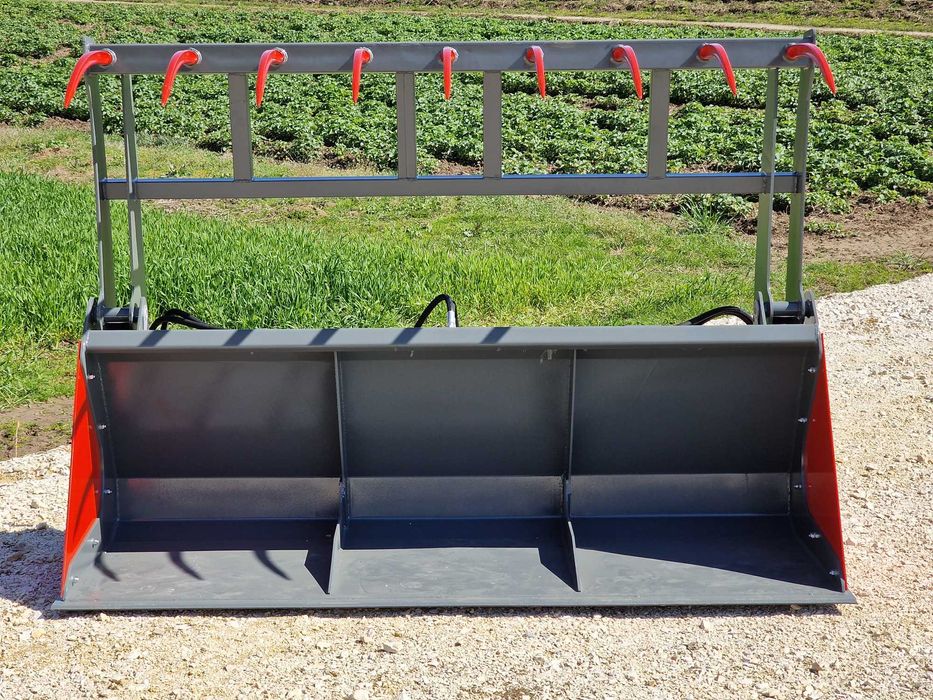 Łyżko krokodyl do obornika z pionowymi siłownikami 2,2m Euro FAUCHEUX