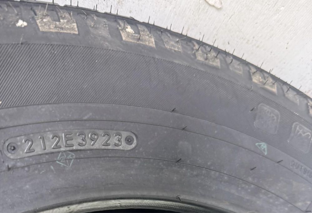2x 195/75r16C Toyo Celsius Cargo 110/108T 2023