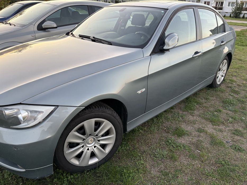 BMW e90 320i 2006r