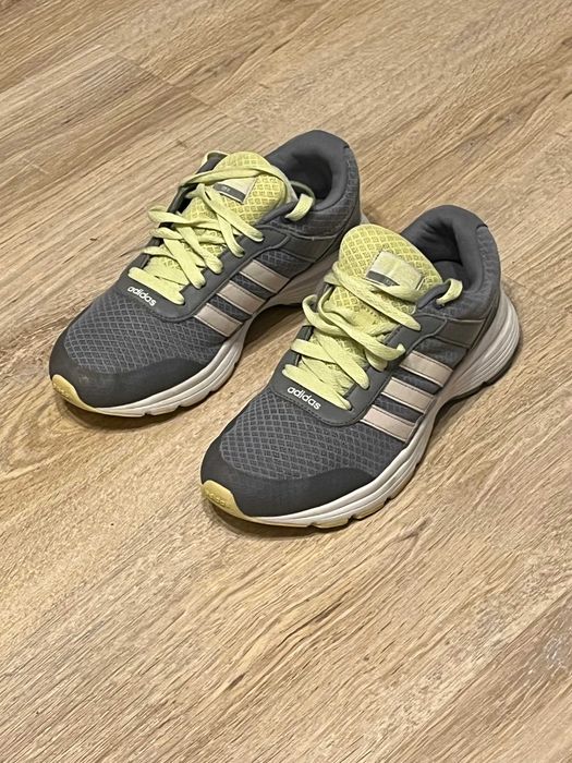 buty adidas cloudfoam
rozmiar 37/24cm