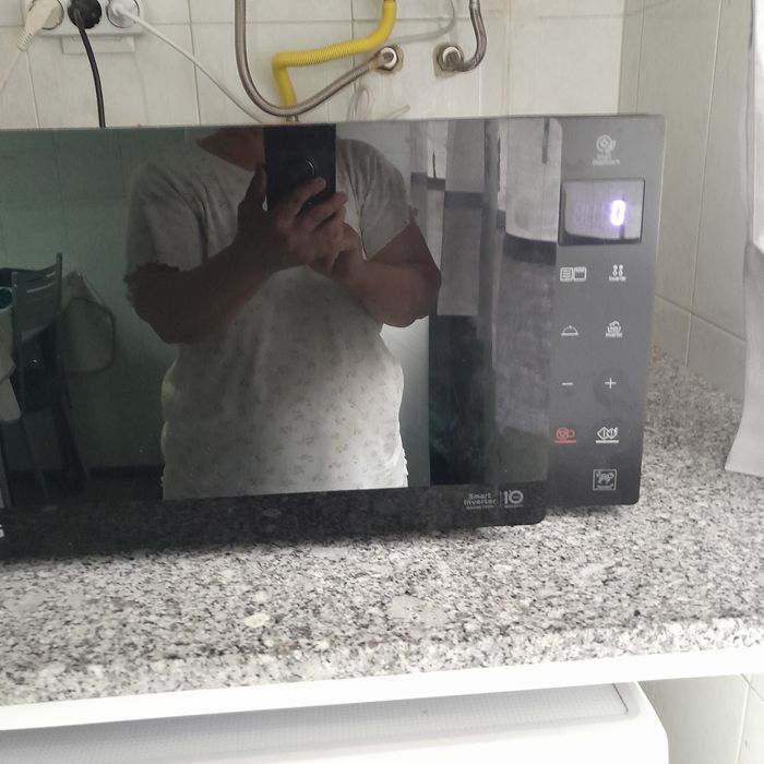 Microondas 100% funcional - usado