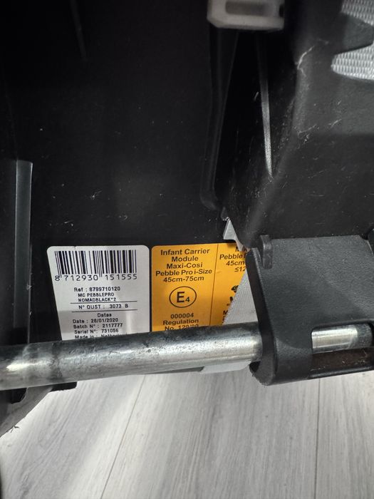 Maxi Cosi Pebble Pro i-Size Fotelik samochodowy 0-13 kg z baza