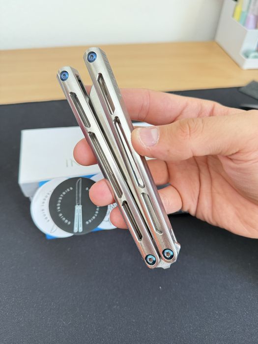 BR Tsunami balisong trainer