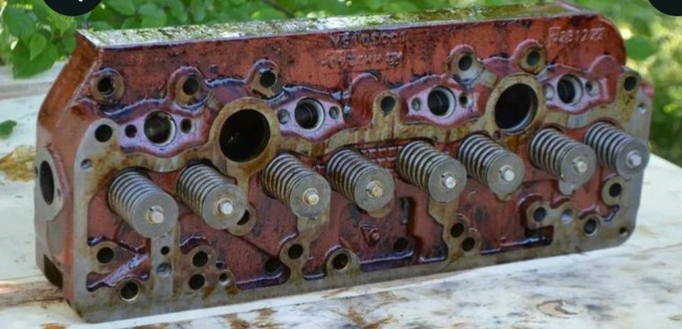 Головка блока циліндрів Д 65 (ГБЦ)