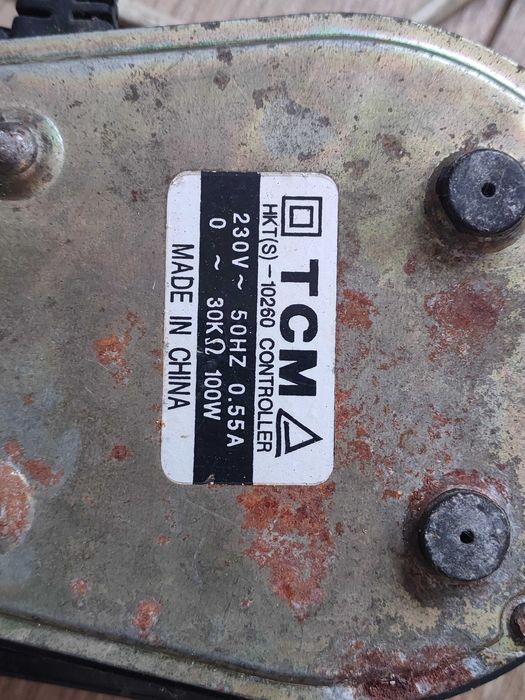 Elektryczna maszyna do szycia  Arka Radom FN2-5D