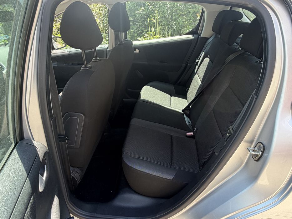 Peugeot 207 — fotografia 5